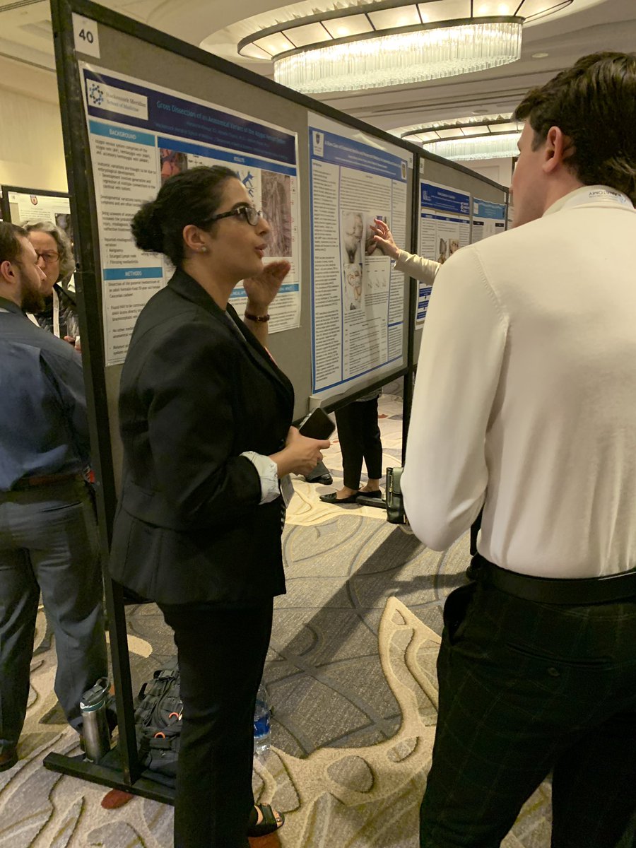 MTitunick's tweet photo. So proud of @HMHSchoolofMed students!  Excellent poster session at #anatomy23! @AnatomyOrg https://t.co/8Ml6vMWsPF