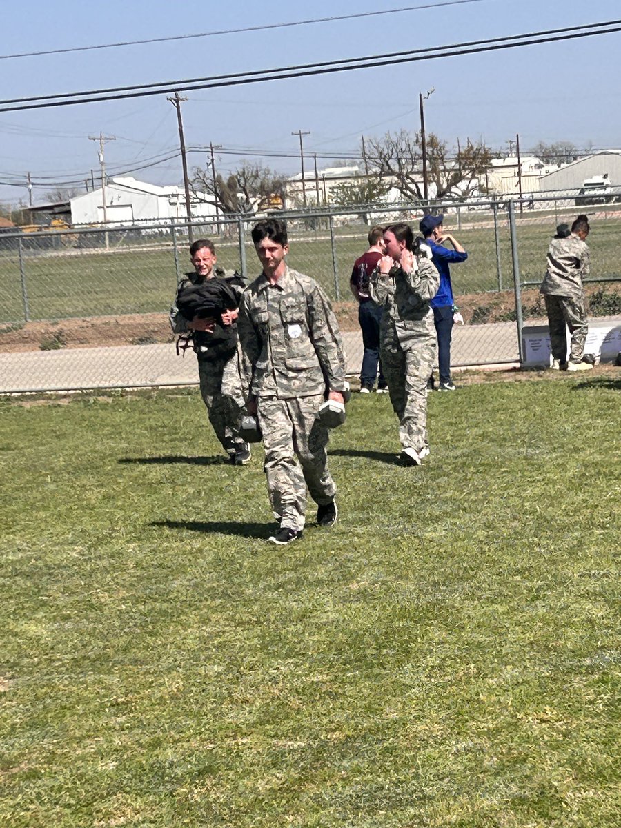 RHS_AFJROTC's tweet photo. Great day to compete‼️ https://t.co/aQh1l0xm8P