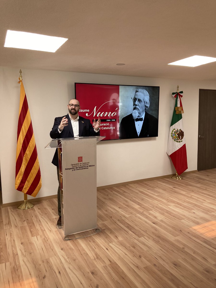 Catalunya_MX's tweet image. Avui hem inaugurat el nou ‘Espai Catalunya’ a la seu de la Delegació, una nova sala d’actes per difondre la cultura catalana a #Mèxic.

L’hem estrenat amb l’exposició sobre #JaumeNunó, el compositor de l’himne nacional mexicà de @StJoanAbadesses.