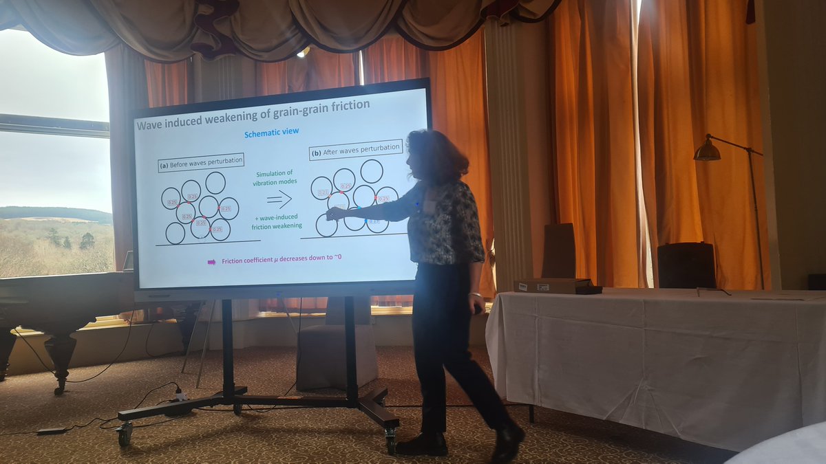spin_itn's tweet photo. This was followed by Anne Mangeney from IPGP Paris talking about environmental seismology and the @EnvSeis_DN ! https://t.co/t4RxJ2dhdo