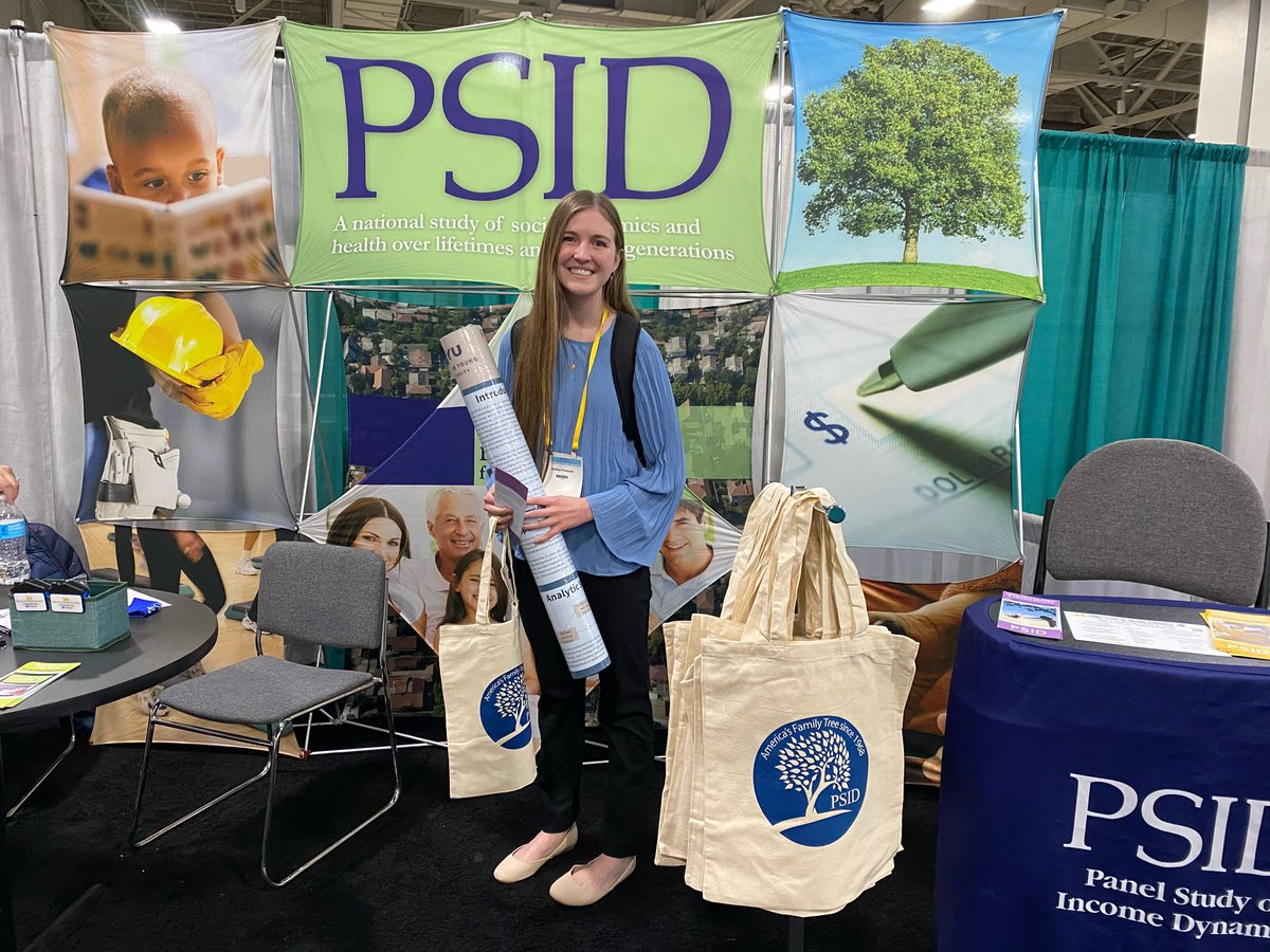 umpsid's tweet image. Thanks, Ashley Forbush, for stopping by the booth and using #PSIDdata for your #SRCD poster presentation!