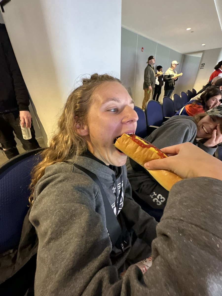 Gabby Garrett tweet media