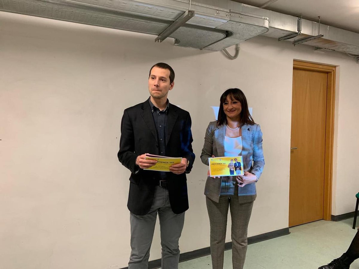 SidsOnlus's tweet photo. BUROCRAZIA FACILE 
📚Il T.F.R. #tfr 
Monica Diviccaro, Consulente del Lavoro, ha illustrato la legislazione e il consulente assicurativo Ivano Cavaglia  e la Responsabile Vincenza hanno fatto luce sulla sua destinazione. 
Ad Aprile: LA MATERNITÀ 
info ℹ️al n 800173088 #love #SIDS https://t.co/zc0wCZAMNZ