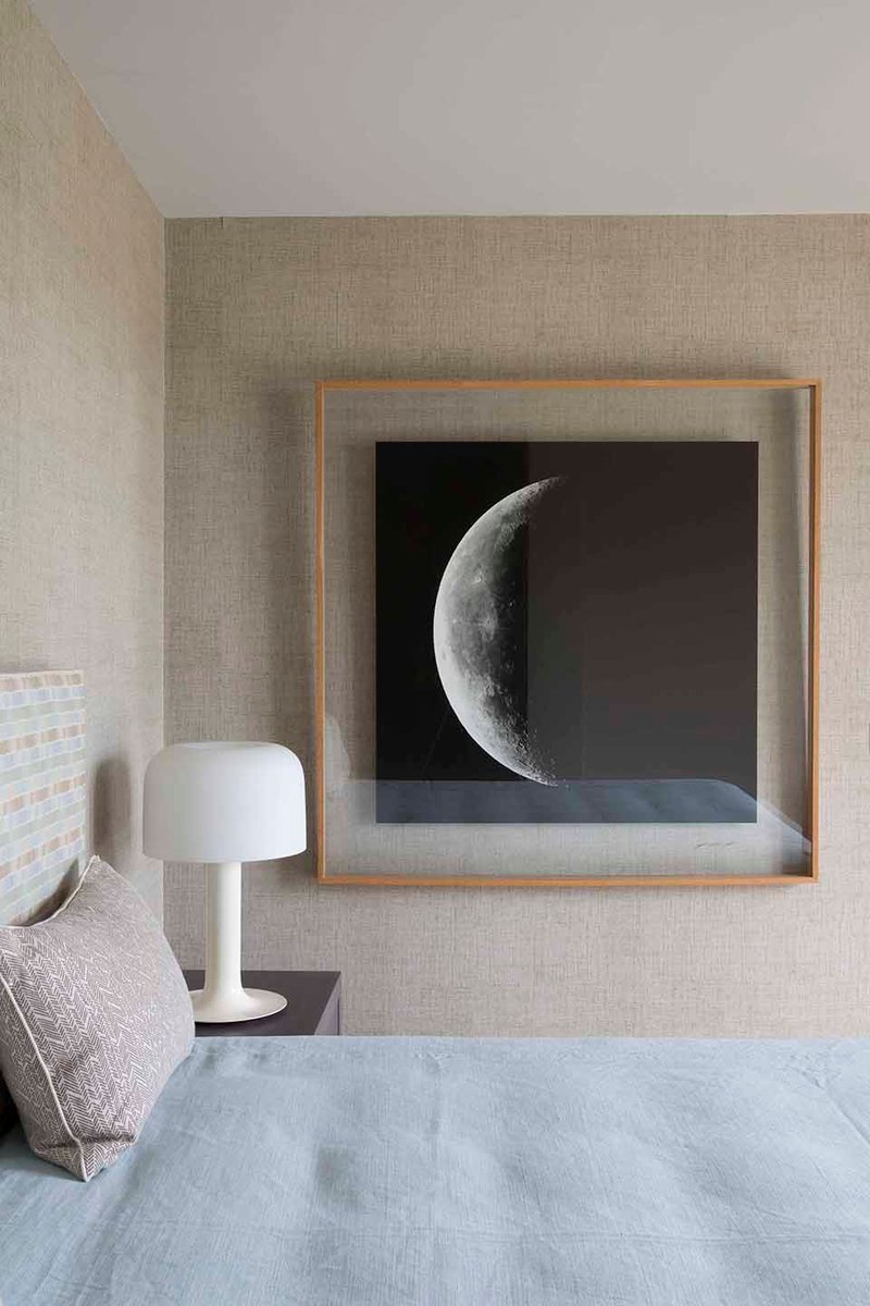 AffordableFrame's tweet image. CREATIVE FRAMING IDEAS FOR SPRING
Your artwork can be framed between glass for a minimal and unique design. It's also guaranteed to be a perfect match for your wall!
.
.
Credit: thestylesaloniste.com/2015/11/the-gr…
.
#customframing #salemoregon #affordableframing #creativeframing