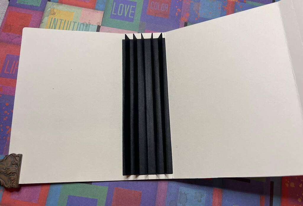 Day 26: working on super secret stuff and crafting my butt off. Here is a piece of my project using @eileenhull @sizzix dies. #bookbinding &amp; #wrapjournal to start… wonder what it could be eeek!!! #eileenhull #ehinspirationteam #sizzix  #mymakingstory… instagr.am/p/CqOqpXjuZOm/