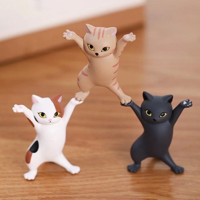 VeryBunnyStore's tweet photo. When you need a good laugh, these #SassyCats have got you covered! 😂 Check them out now!  #CatMemes #ShopNow at https://t.co/VsHVbO7RfS #USA #officedecor #cutecatskittens #cutecatclub #catscute #cutekittycat #cutepaws https://t.co/njcI25xi8y