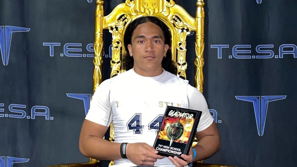 AisaTaeleifi's tweet photo. Had a good day last Saturday at the Gladiator 7on7 Series! @Gladiator_7v7  #Champs @TEAMHUSTLEFTBL @DannyLockhartS1 @GregBiggins @SMCHS_Football https://t.co/1i3dkVcv5z