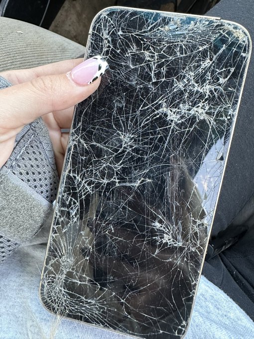 Well safe to say I found my phone that I&rsquo;ve been looking for since Friday. https://t.co/geCZhJQVd6<a href="/tag/onlyfans"class="tags"><span>#onlyfans</span></a><a href="/tag/onlyfansbabe"class="tags"><span>#onlyfansbabe</span></a><a href="/tag/onlyfanspromo"class="tags"><span>#onlyfanspromo</span></a>