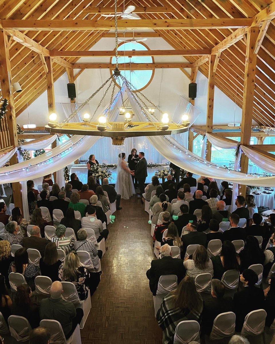 ReverendMaureen's tweet photo. Congratulations Andrew and Mackenzie ❤️ #imarryu https://t.co/6STiWo2McY