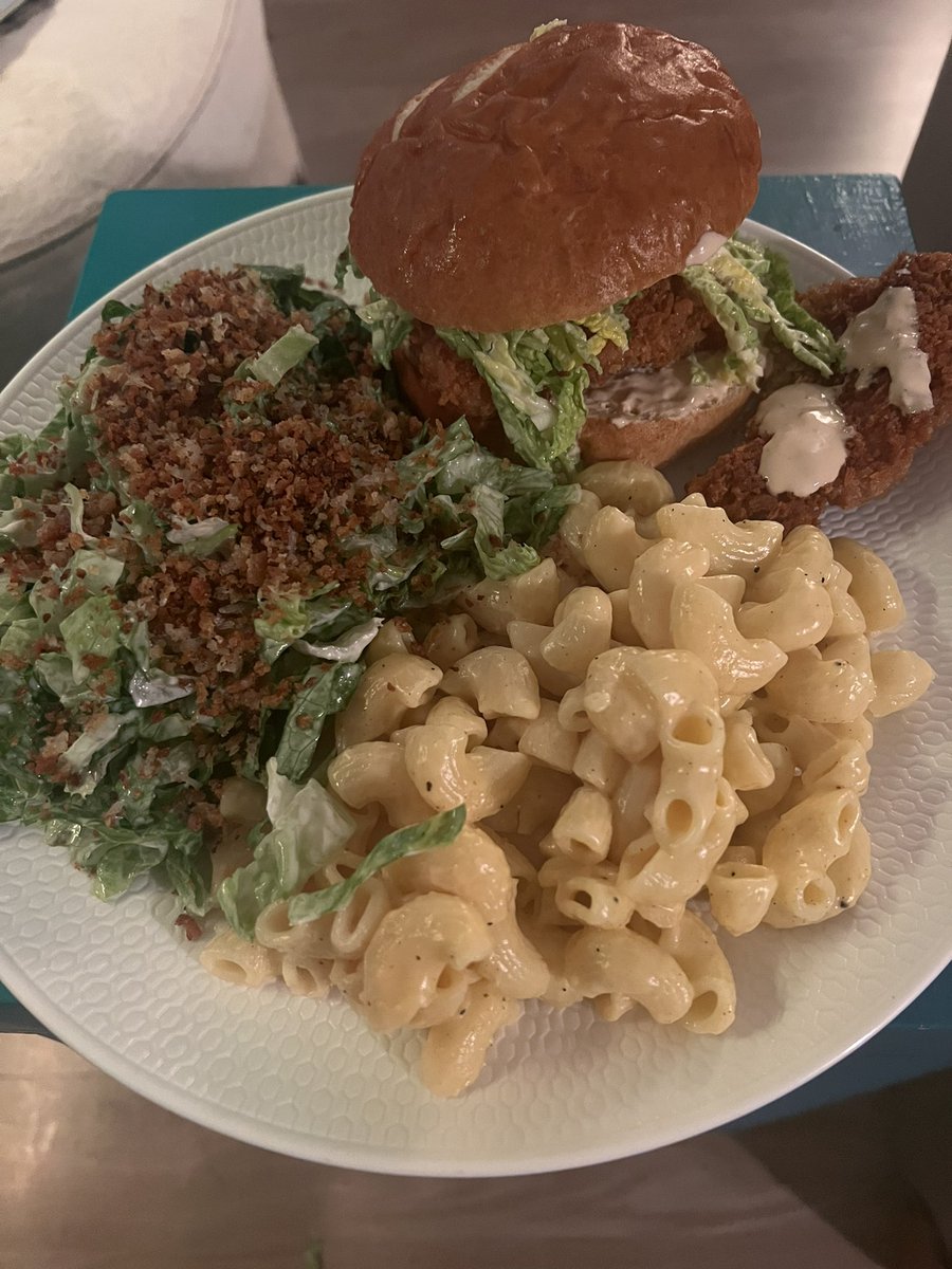 MattyCheney's tweet photo. Thank you @lallimusic! Cutlet Night is firmly in the rotation (with a side of Caesar and Mac&amp;Cheese obvs!) #ThatSoundsSoGood https://t.co/o8KTJSTD09
