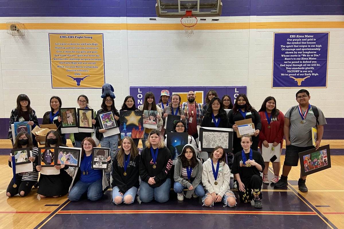 Glenn 8th grade art students competed at Jr Vase and brought home 4 platinums! Congrats!! Way to go artists and thanks to Mr Tolentino and Ms Brown! ⁦<a href="/SanAngeloISD/">San Angelo ISD</a>⁩ ⁦<a href="/SA_GlennRaiders/">@SA_GlennRaiders</a>⁩