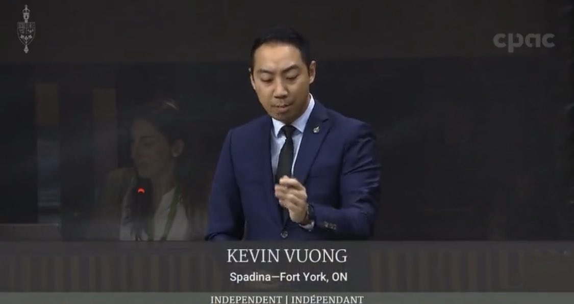 DrillBabyDrril's tweet image. In Canada a member of the @liberal_party threatens a conservative MP to step outside to “Smash” him after he asked questions about Chinese interference.

@MarkGerretsen is a thug &amp;amp; a bully.

#cdnpoli