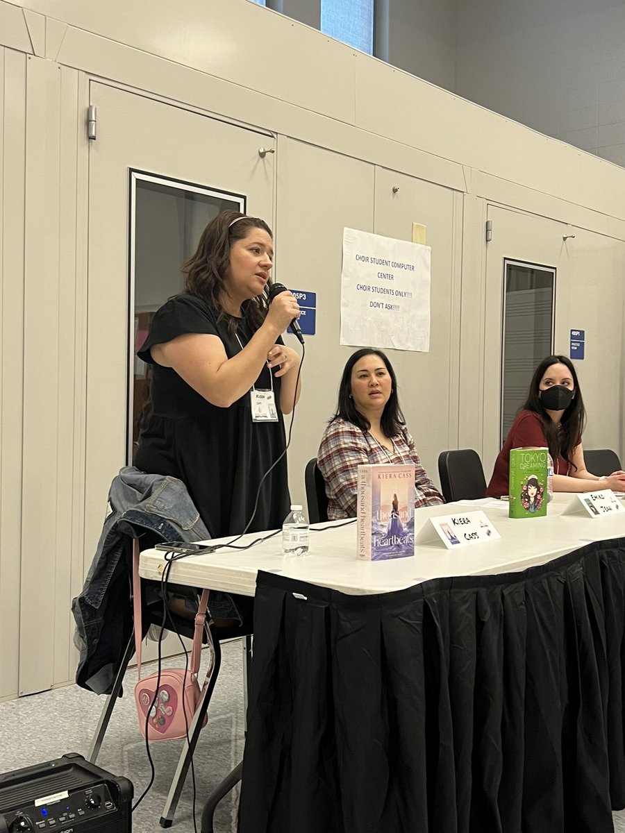 librarianerh's tweet image. So glad I was able to attend @TeenBookCon ! It was so much fun to see some of my absolute favorite authors! Thanks for organizing @BlueWillowBooks ! #teenbookcon2023 @BeckJHLibrary #katylibrarians #librarylife