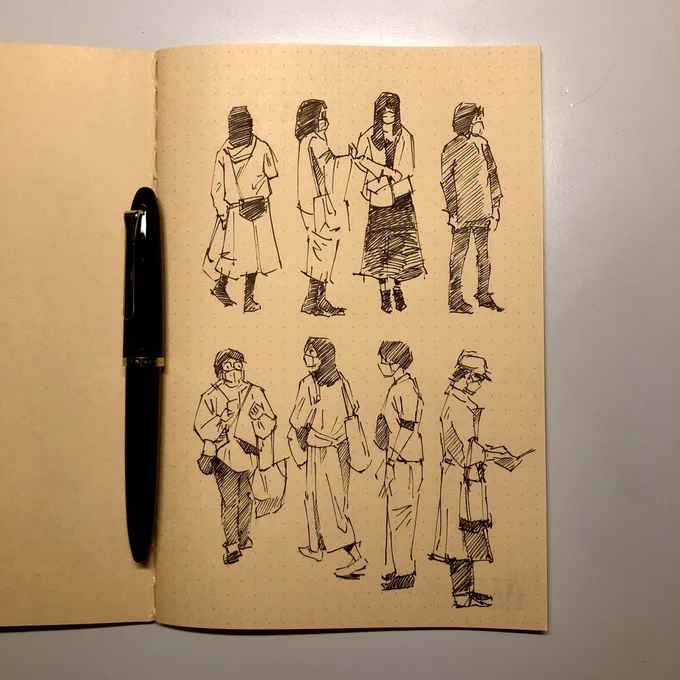 先週の #紙博 で買った #MeetsTakegami の竹紙ノートと #神戸派計画 の万年筆用Liscio-1ノートに人物スケッチした。あと1冊ノート買ったからスケッチしよう 