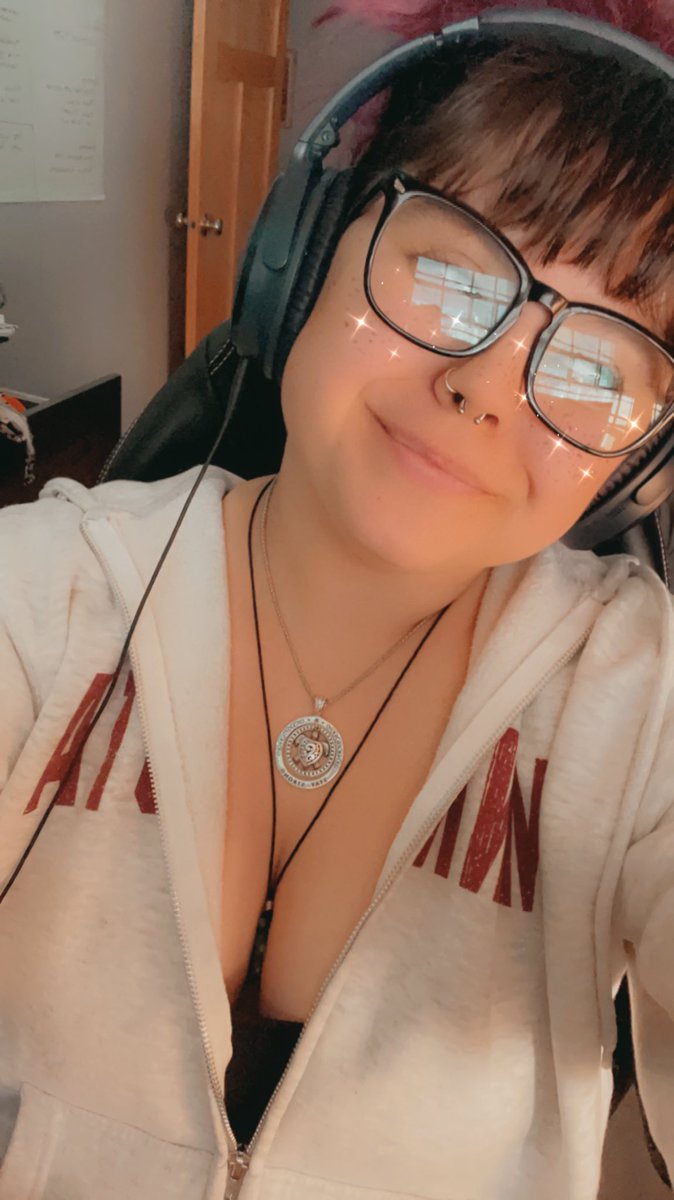 I’m live on Twitch tonight! ️ (link in bio)