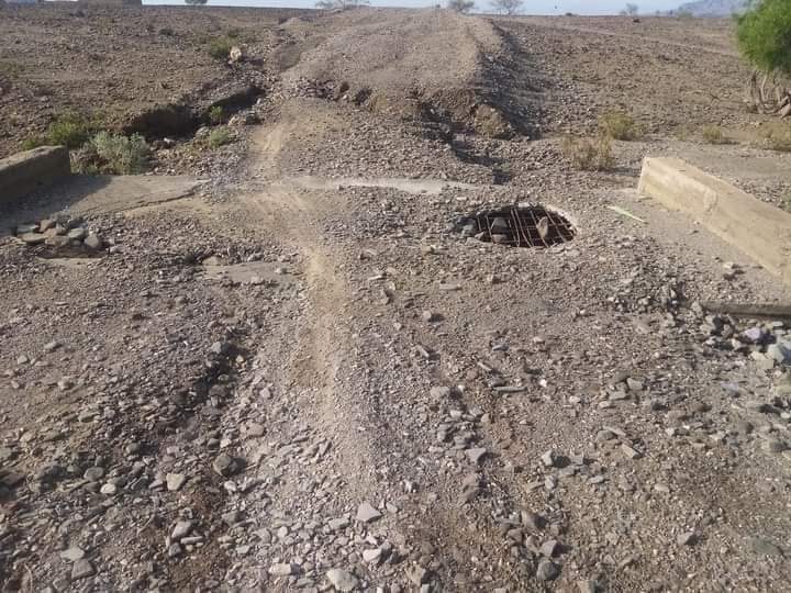 SaadganjB's tweet photo. وزیراعلی بلوچستان میر عبدالقدوس بزنجو کے آبائی گاٶں شندی کا دلفریب اور کشادہ سڑکيں.. 
عوام تو بے بس آپ لوگوں سے 
خدا سے خوف کرو ظالمیوں ... https://t.co/AbaKR4IYUi