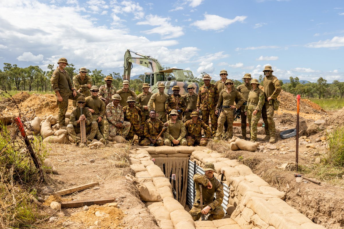 ChiefAusArmy's tweet image. Great to see #AusArmy soldiers from the 3rd Combat Engineer Regiment (3 CER) working with #OurPartners from the Papua New Guinea Defence Force.

The training activity allowed us to work closely with our #PNGDF partners to build interoperability.

🔗defence.gov.au/news-events/ne…