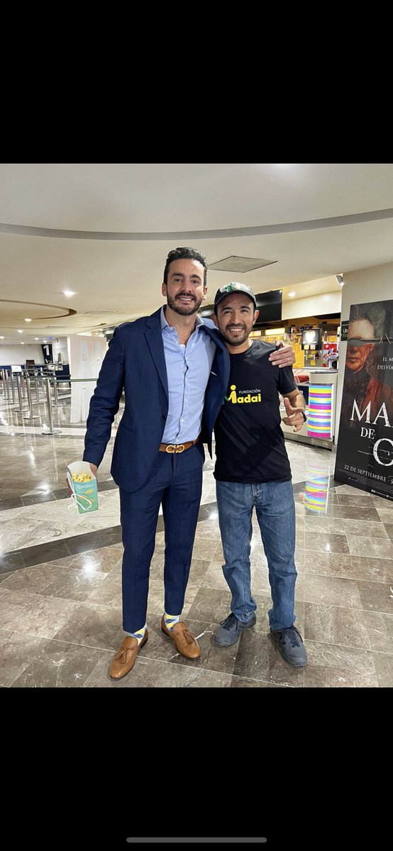 Muchas felicidades mi querido amigo <a href="/RafaActivista/">Rafa Reyes</a> que sigas dando amor por donde vas y cambiando vidas, mucha salud y mucha felicidad para ti!