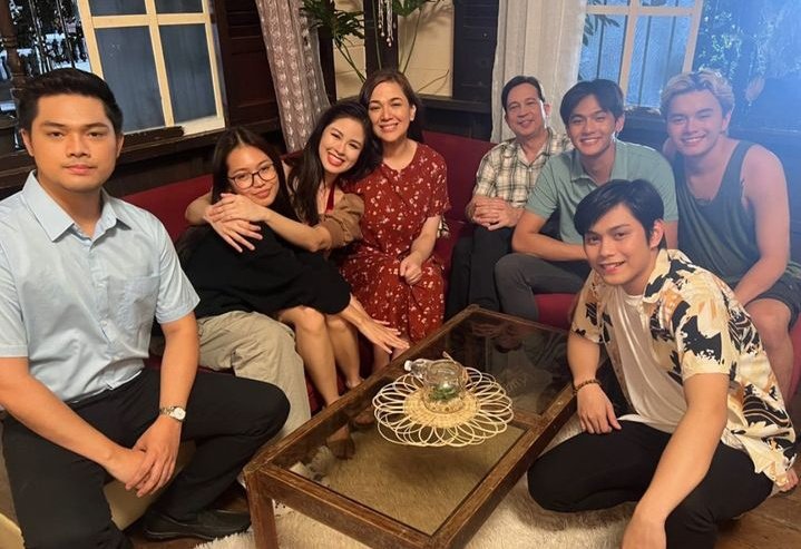 Engage po whehehe 🩷🩷

instagram.com/p/CqObd-4yBk0/…

#KissesDelavin - <a href="/KissesDelavin/">Kisses Delavin</a>