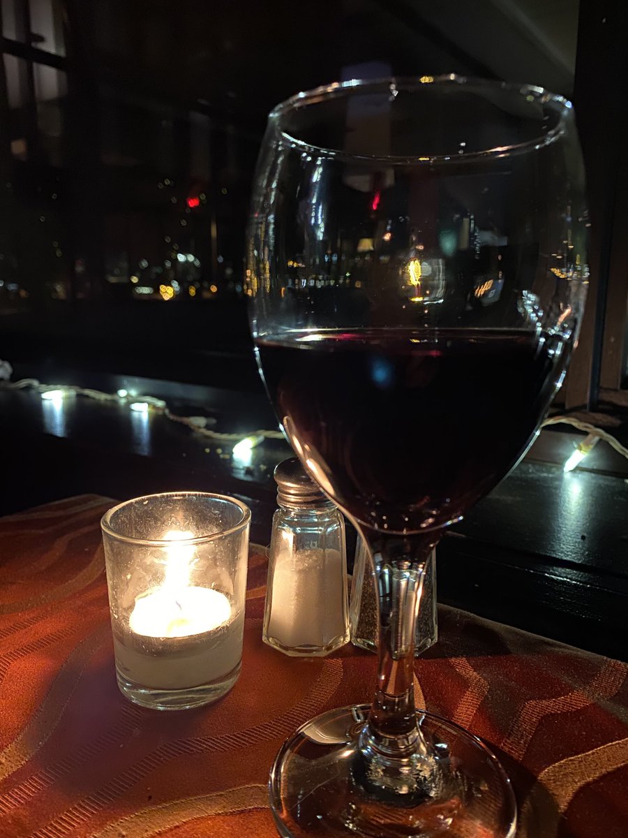monkeyladylil's tweet photo. ⁦@earthhour⁩ ⁦@TimHoustonNS⁩ ⁦@EcologyAction⁩  I am here At the Wooden Monkey. Why are we the only ones that Join the Earth-hour? With 192 counties. The biggest light shutdown on earth to bring awareness to our Climate crisis Where are you all??? https://t.co/m8peBbYBso