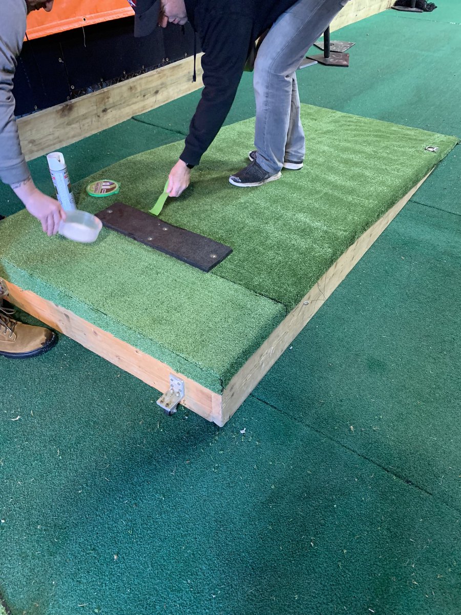 Thank you to a core of volunteers who came out today and cleaned up the park and set up fences despite the snow!! Dedicated and committed.