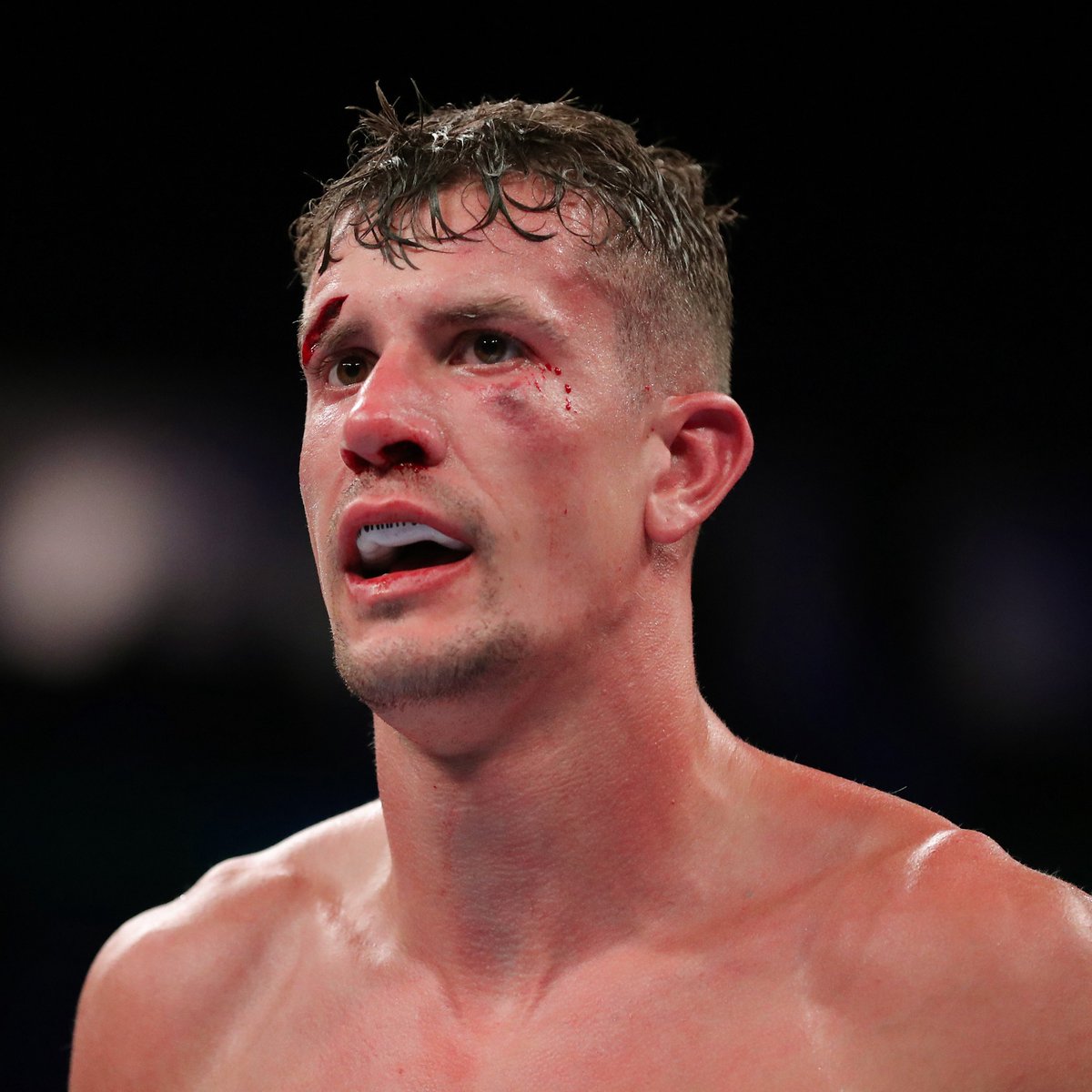 bet365's tweet photo. Nathan Heaney spent six full days hand-delivering more than 1,300 tickets to his loyal supporters. 

He's just rewarded them by defeating Jack Flatley to bring the WBA Continental title to Stoke-on-Trent.

👊 17 fights. 17 wins. https://t.co/IcVnt7Yfkt