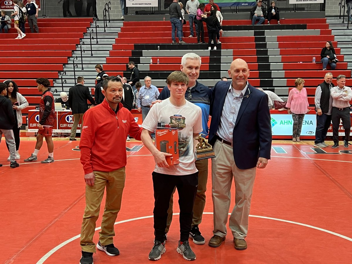 Congrats to Cael Hughes for being awarded the USA Team Outstanding Wrestler! ✨
