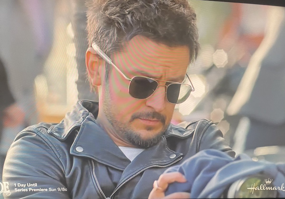 cat_joy9's tweet photo. And here we have #shutterbot ๐๐ฅ#handsome
#APictureofYou @tyler_hynes
@RhiannonMFish @samanthajferris @hallmarkchannel @RandPope @ElizabethYostHC
@samanthajferris
@N6888V #hynies4life #spicyhynies ๐ธ๐๏ธ https://t.co/j9kjLnGqrU