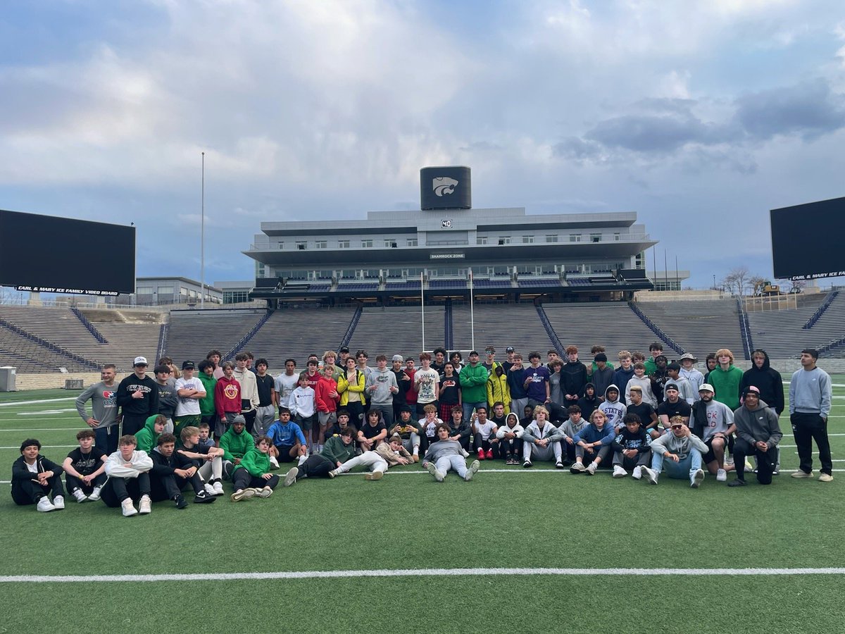 Ducks invade Kansas State. 

Bill Snyder Family Stadium, Manhattan Kansas 

#Quack