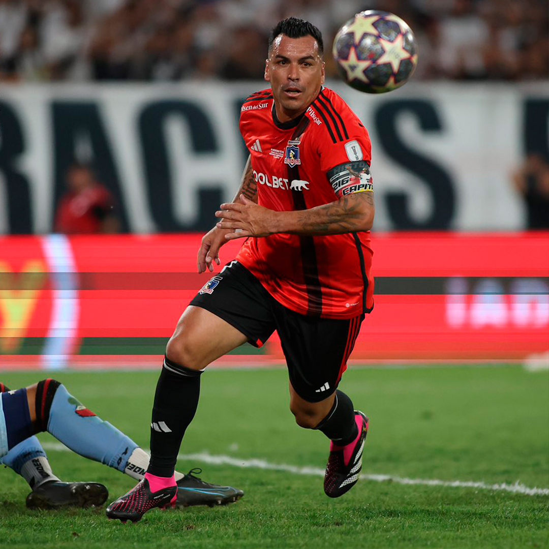 TNTSportsCL's tweet photo. 🥲⚽🏁

Esteban Paredes, finalmente, puso fin a su carrera como futbolista profesional, con 221 goles en Primera División para ser el máximo goleador histórico de la Primera División de nuestro fútbol.

¡GRACIAS POR TODO, ESTEBAN EFRAÍN PAREDES QUINTANILLA!

📸: @ColoColo https://t.co/AJ1EXXeJ84