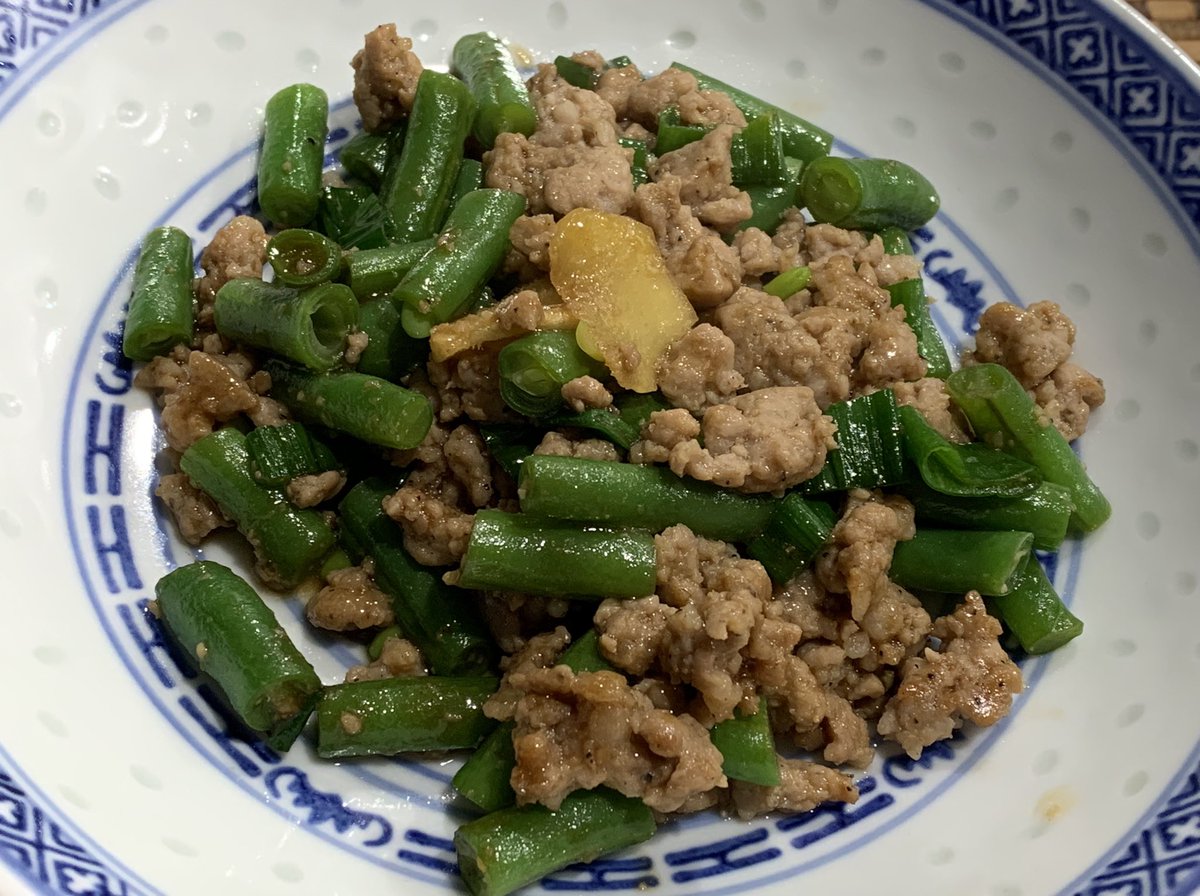 garsleat's tweet image. Stir fry string beans with ground turkey. #dinner #homemade #stringbeans #turkey