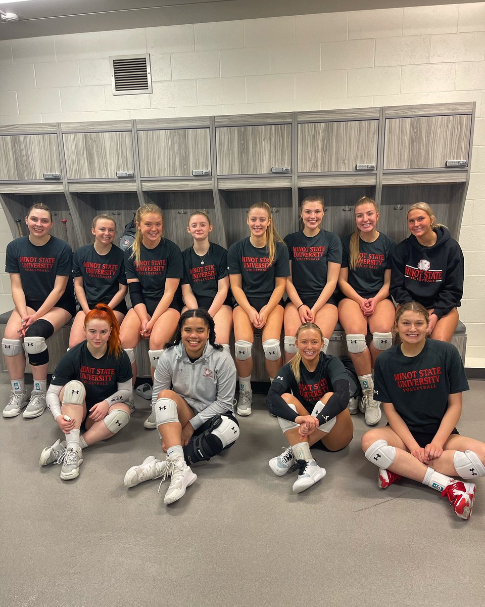 Minot State Volleyball tweet media