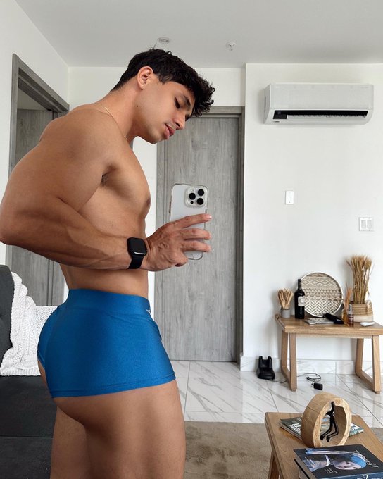 Let's score goals https://t.co/5ouSZuydeZ<a href="/tag/eternalsunshine"class="tags"><span>#eternalsunshine</span></a>