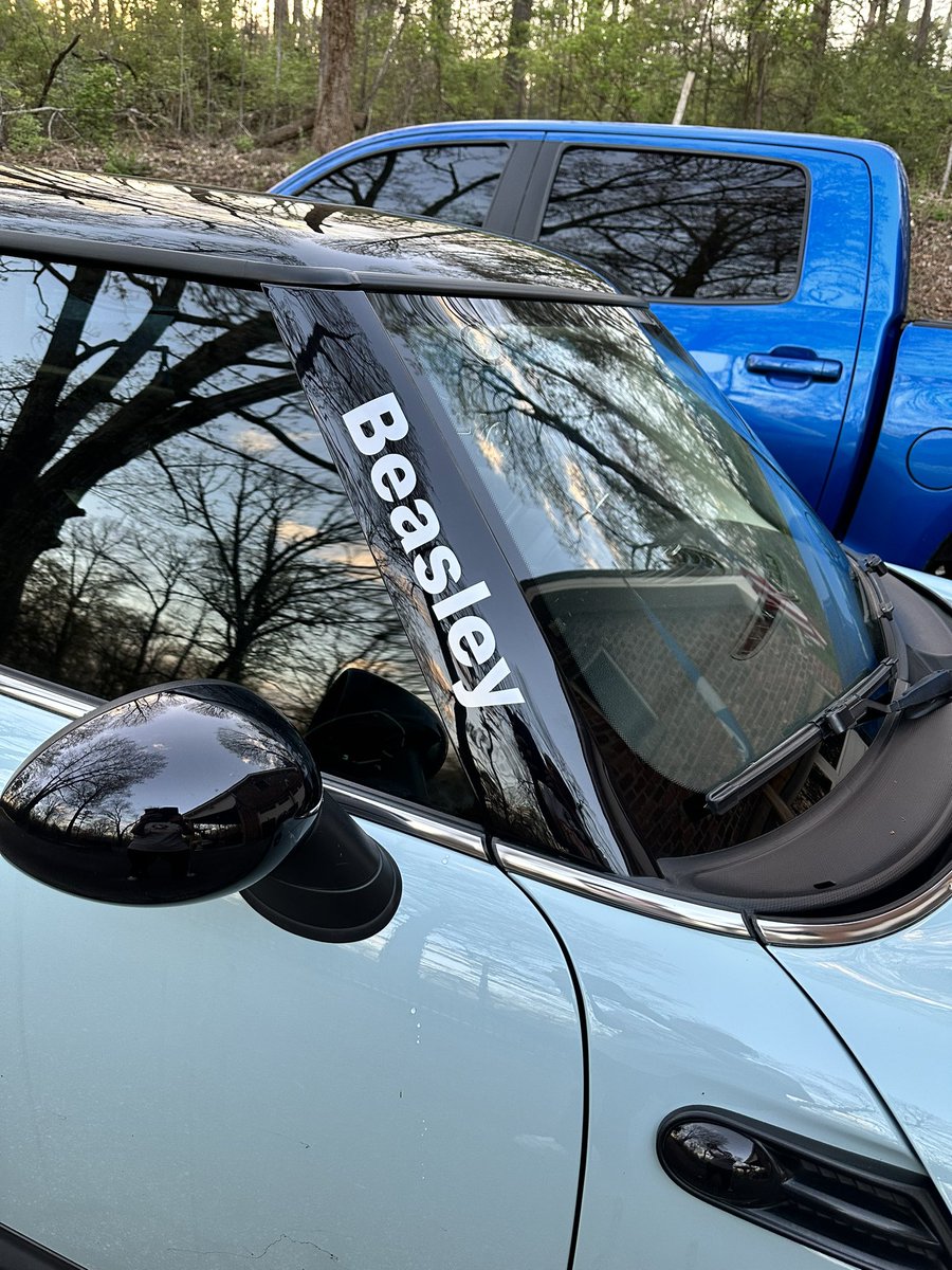 cjsc's tweet photo. Gave Mrs B something a little extra to try out #mini #minilife #minir56 https://t.co/SISnR6M6Nv