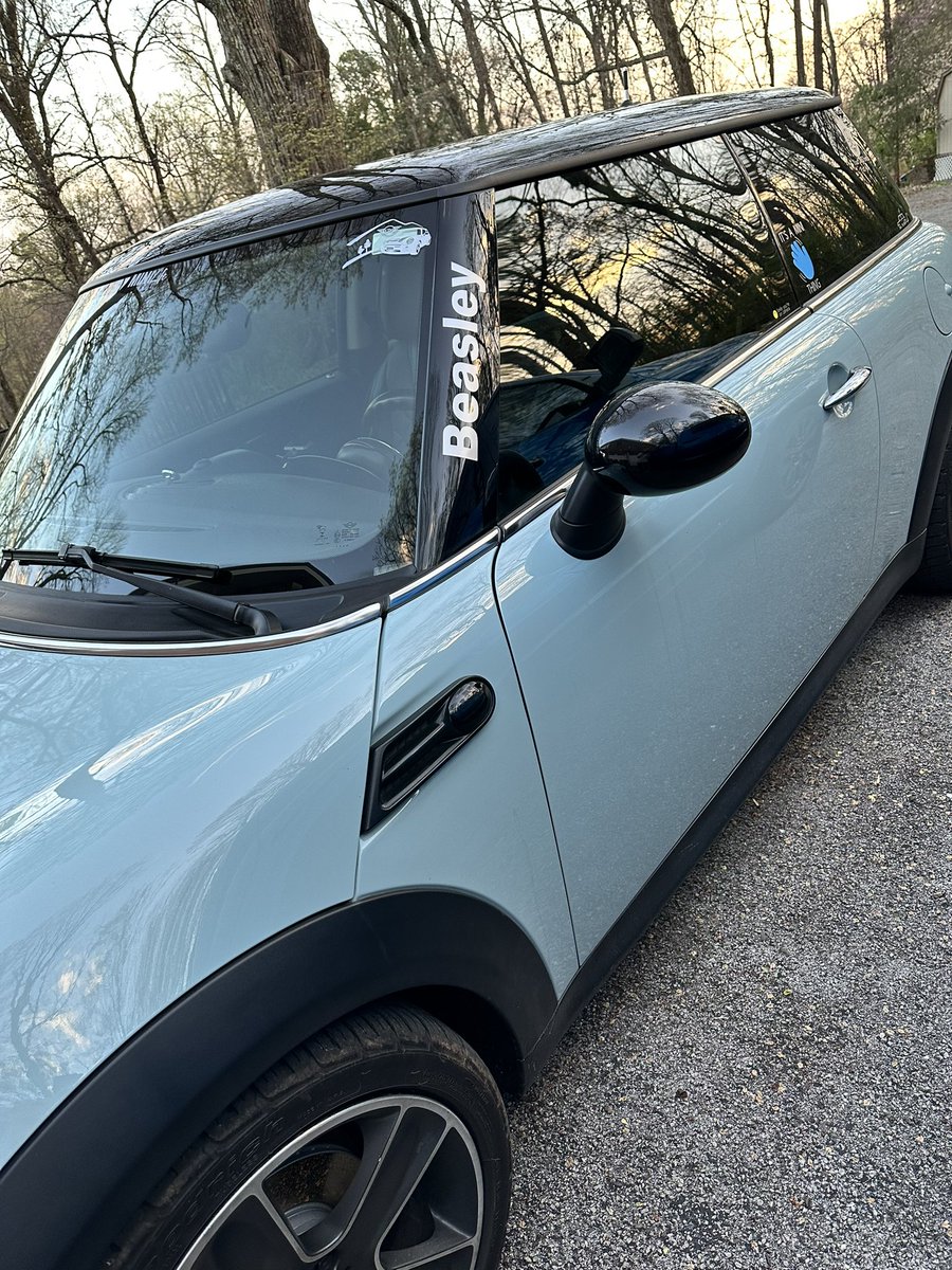 cjsc's tweet photo. Gave Mrs B something a little extra to try out #mini #minilife #minir56 https://t.co/SISnR6M6Nv