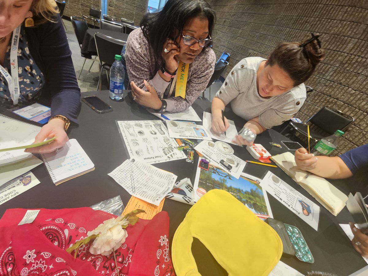 DrYemothy's tweet image. Fully packed house for the Spy Among Us Workshop at #NSTA. 60+ attendees. No empty seats. And we caught the Spy! #EinsteinFellows22 #docystem