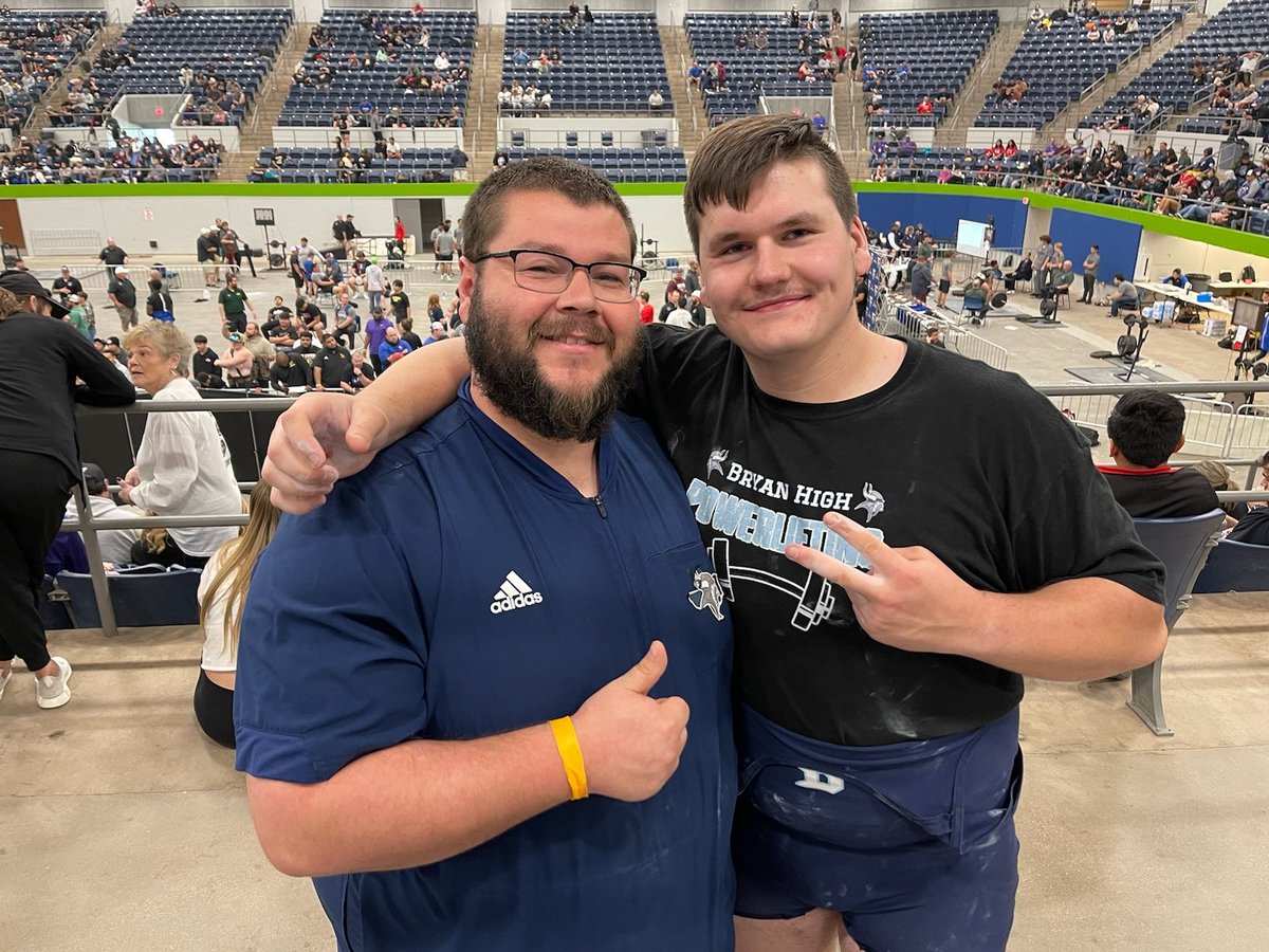 CoachGarcia212's tweet photo. What a day with @Big_CountryAP ..3 new PRs!!! Finished in the top 20 overall in the state of Texas. Proud of you buddy. https://t.co/ugkErg3JbN