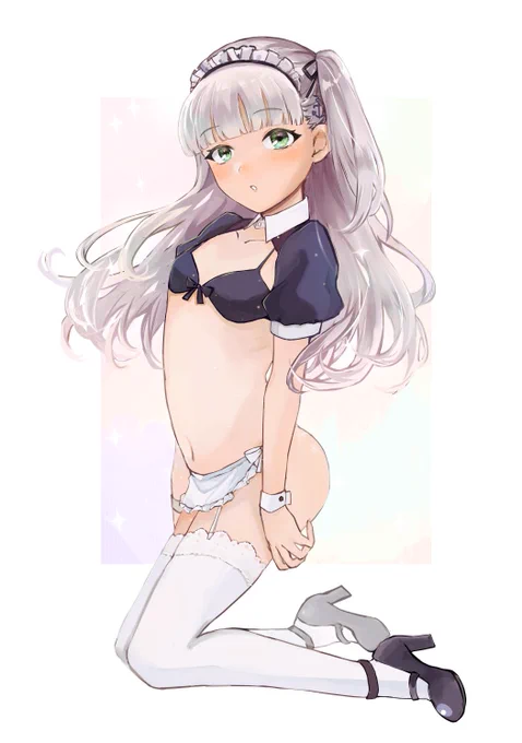 鶏肉戦士チキンマンさんのイタリア艦メイドビキニ本に寄稿させていただいたマエちゃんです!描くの楽しかった〜! 