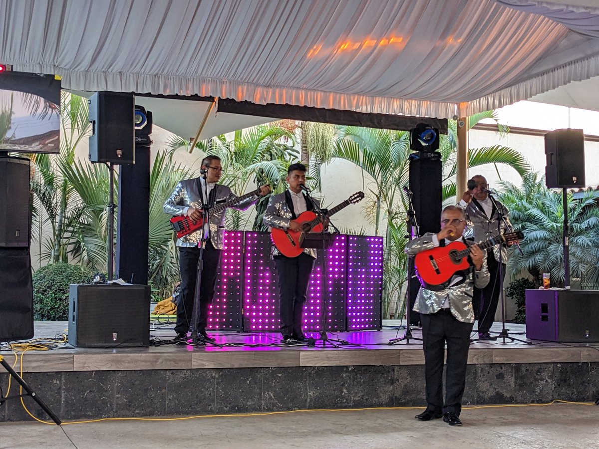 Papi Ɱonʑalvo ✪ tweet media