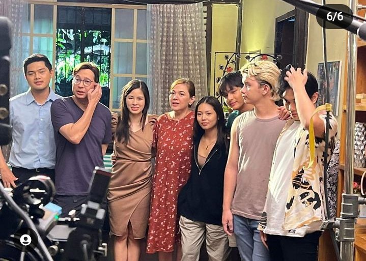 Graduation ata to ni Ate #KissesDelavin na scene.

©