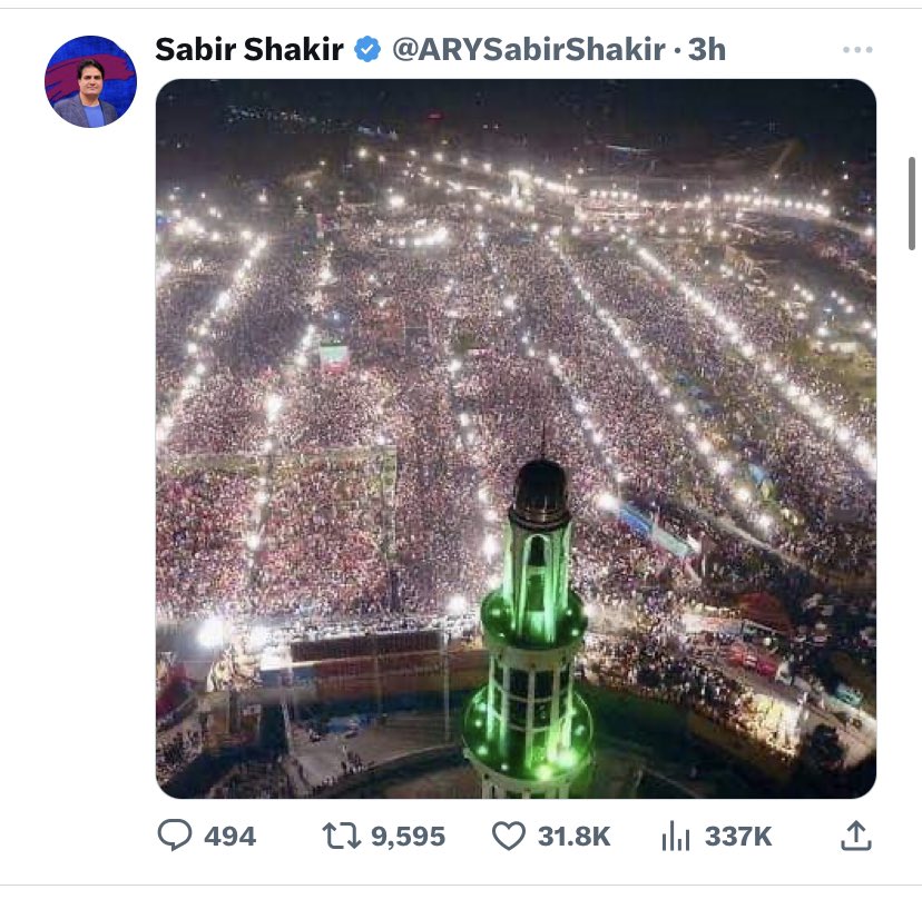 EPropoganda1's tweet photo. صابر شاکر پرانی تصاویر شئیر کررہے ہیں
اے آر وائے کے اینکر @ARYSabirShakir صاحب تحریک انصاف کے 2018 الیکشن سے قبل لاہور انتخابی جلسے کی تصاویر کو رات والے جلسے سے منسوب کر رہے ہیں۔ https://t.co/2oLU3e5Xeo