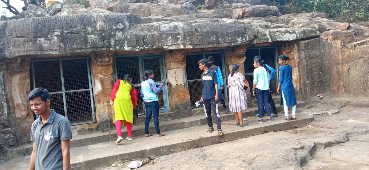 SubratSkp's tweet photo. Today we did our #ScrubIt program at KhandaGiri monument which is comes under Archeological Survey of India.
#savemonument https://t.co/bRVfsMno3S