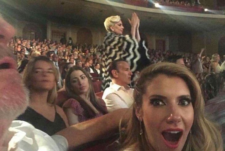 Celebs that attended Adele's critically acclaimed Las Vegas Residency (Leg 1):

Lady Gaga

Kim Kardashian

Kendall Jenner

Hailey Bieber

Rich Paul

Stormzy

Gordon Ramsay https://t.co/PB7juBQ7E8
https://t.co/94c3n1eYFQ
#celebrity #fashion #love #actor #actress #model #instagram