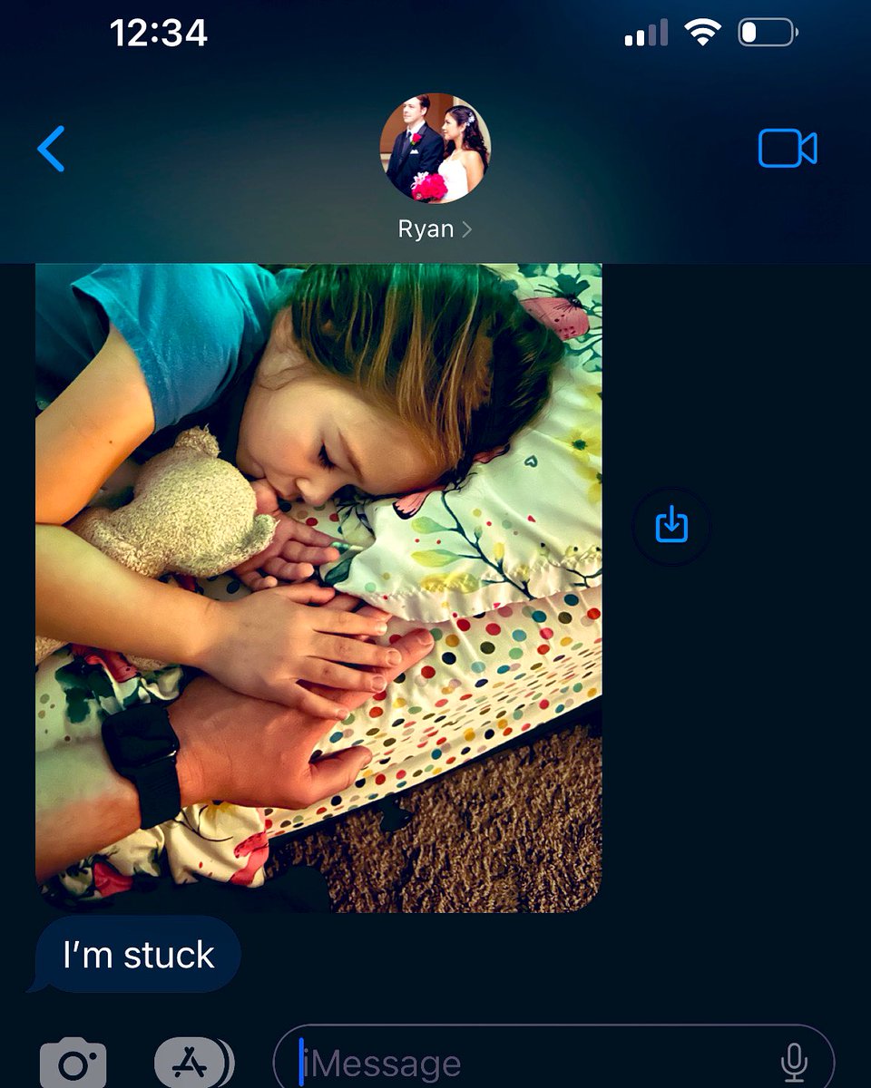 adaspasia's tweet photo. The text you sometimes receive in the middle of the night 💗#daddy #ilovehim #sheloveshim https://t.co/z5APx1yjIi