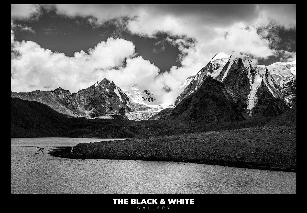 bandwgallery's tweet photo. We are pleased to present 'Mesmerizing Gurudongmar Lake' by #photographer Aashish Chandratreya.View the full #blackandwhitephotography series: 
https://t.co/M2cm7l6vV0
#fineartphotography #landscapephotography #bnwphotography #bnw #photooftheday #fineartphotography #india https://t.co/SAlZmMSBeP