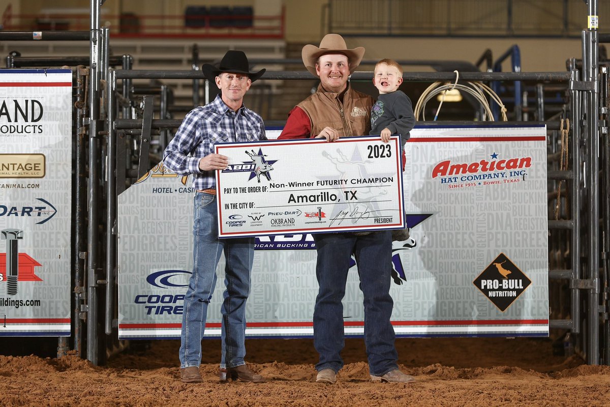 It was a great weekend in Amarillo with Clancy! 15 Red Wing even brought home some new hardware.