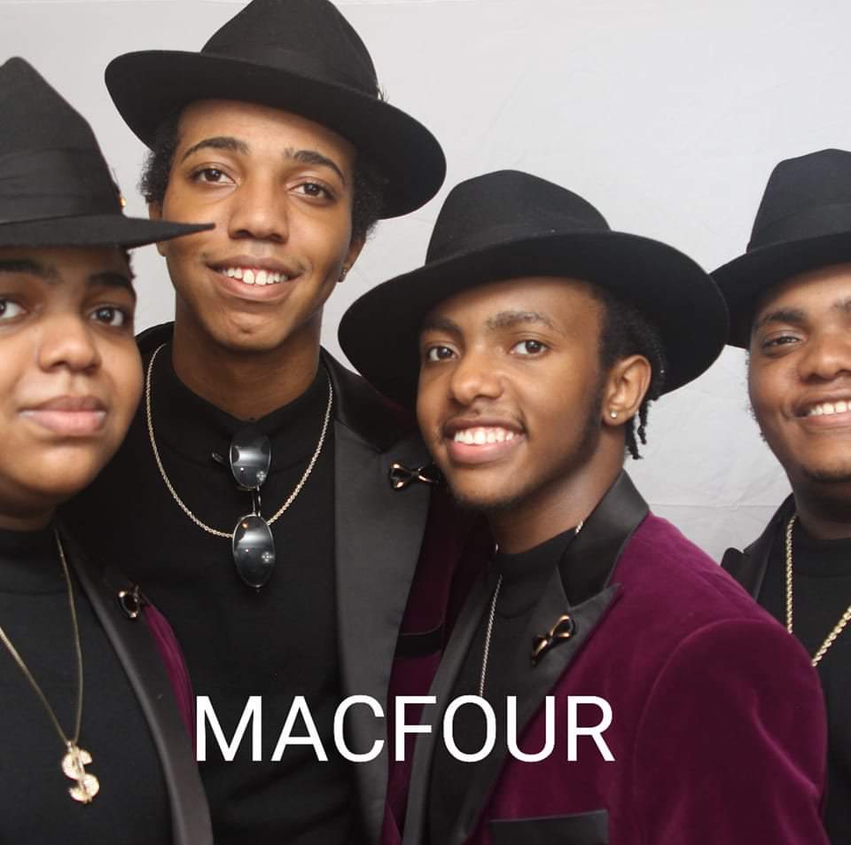 MACFOURent's tweet photo. https://t.co/PtIPSqNyVa
@defjam #loungin #llcoolj #macfour https://t.co/xytREkXqmx