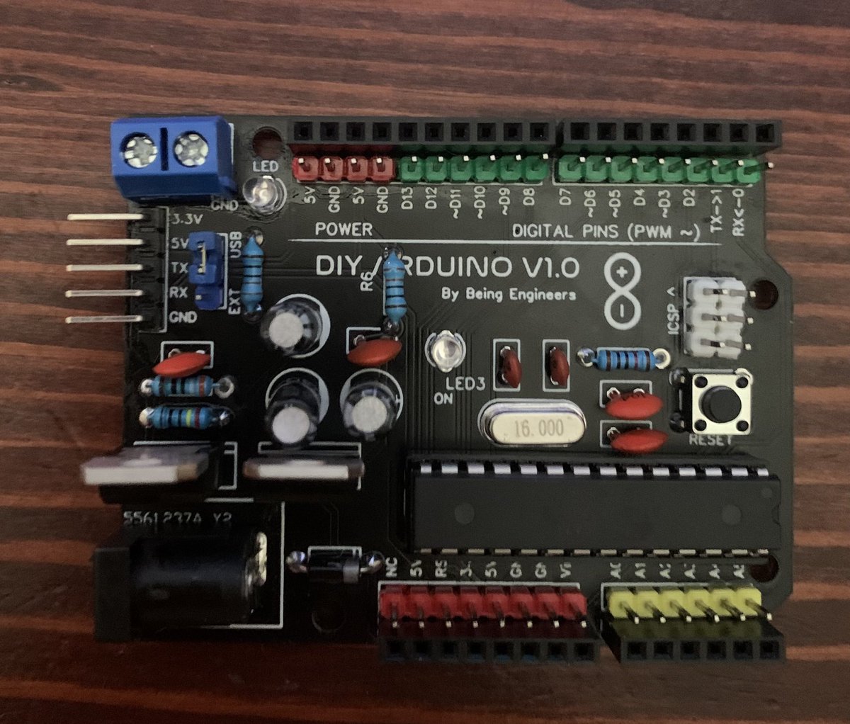 SteveJMcInally's tweet image. Happy #ArduinoDay2023
This is my first DIY @arduino Uno
I used colored pin headers to make it easier to see the different pin types.