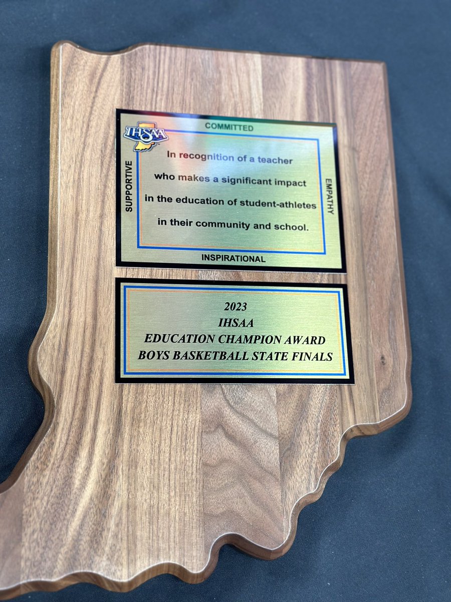 A big shout out and congratulations to Mr. Vanderbush for winning the 2023 @IHSAA1 Education Champion Award!!! @BenDavisBasket1 @BenDavisHS