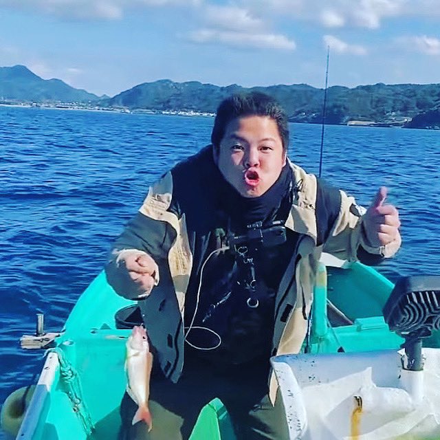 Mekkee88's tweet photo. 船の釣りはいつだって…

ドゥキドゥキ！！！！！！！！！ https://t.co/Yby7pkJyZL